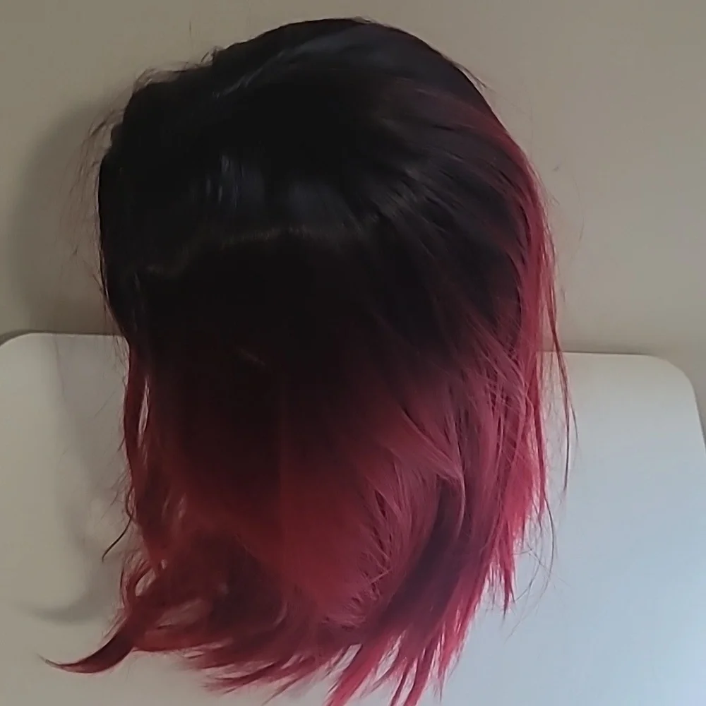 Wig - Picture 1 of 5